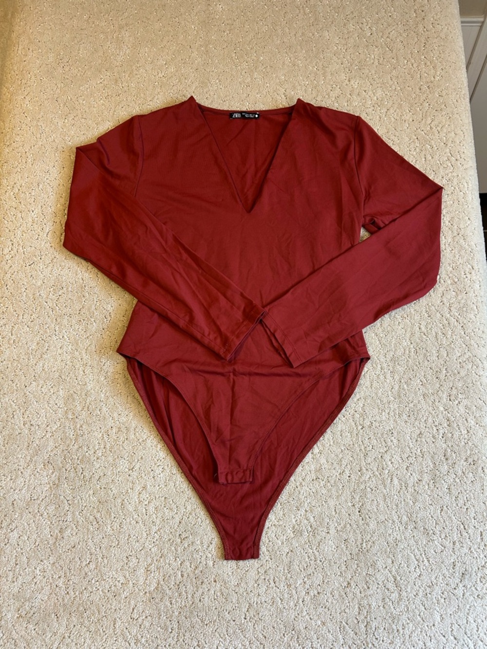 Zara Women's  V neck Long Sleeve Bodysuit Size Large Red Color